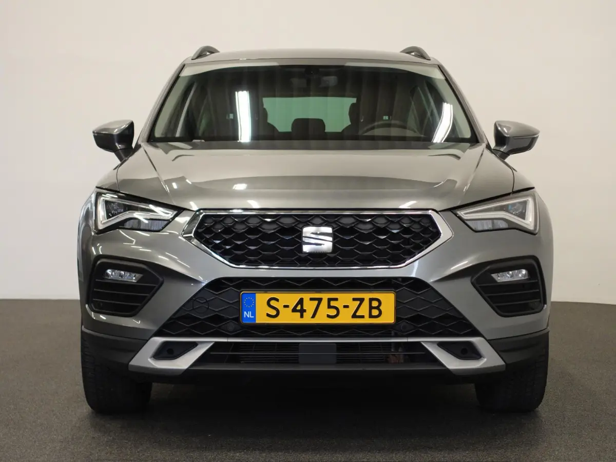 1.5 TSI Style DSG Business Intense Climate Control Cruise Control Navigatie Apple Carplay/Android Auto Virtual Cockpit Privacy Glass PDC VA Camera