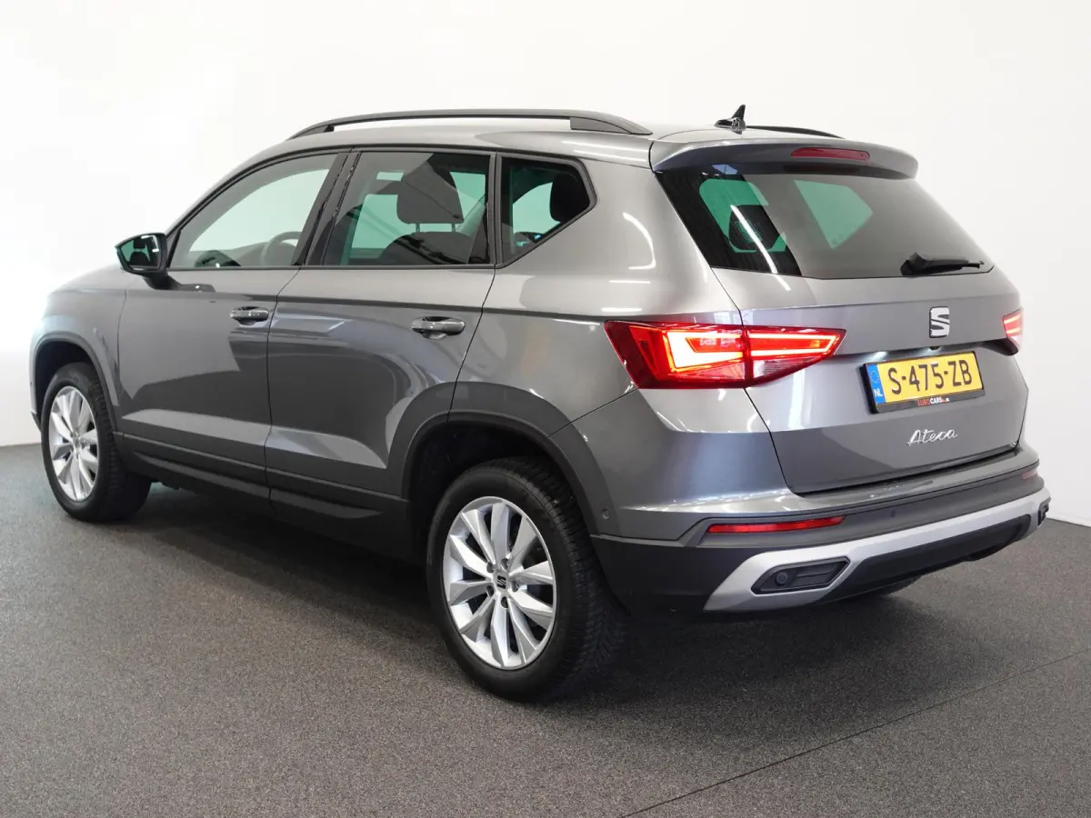 1.5 TSI Style DSG Business Intense Climate Control Cruise Control Navigatie Apple Carplay/Android Auto Virtual Cockpit Privacy Glass PDC VA Camera