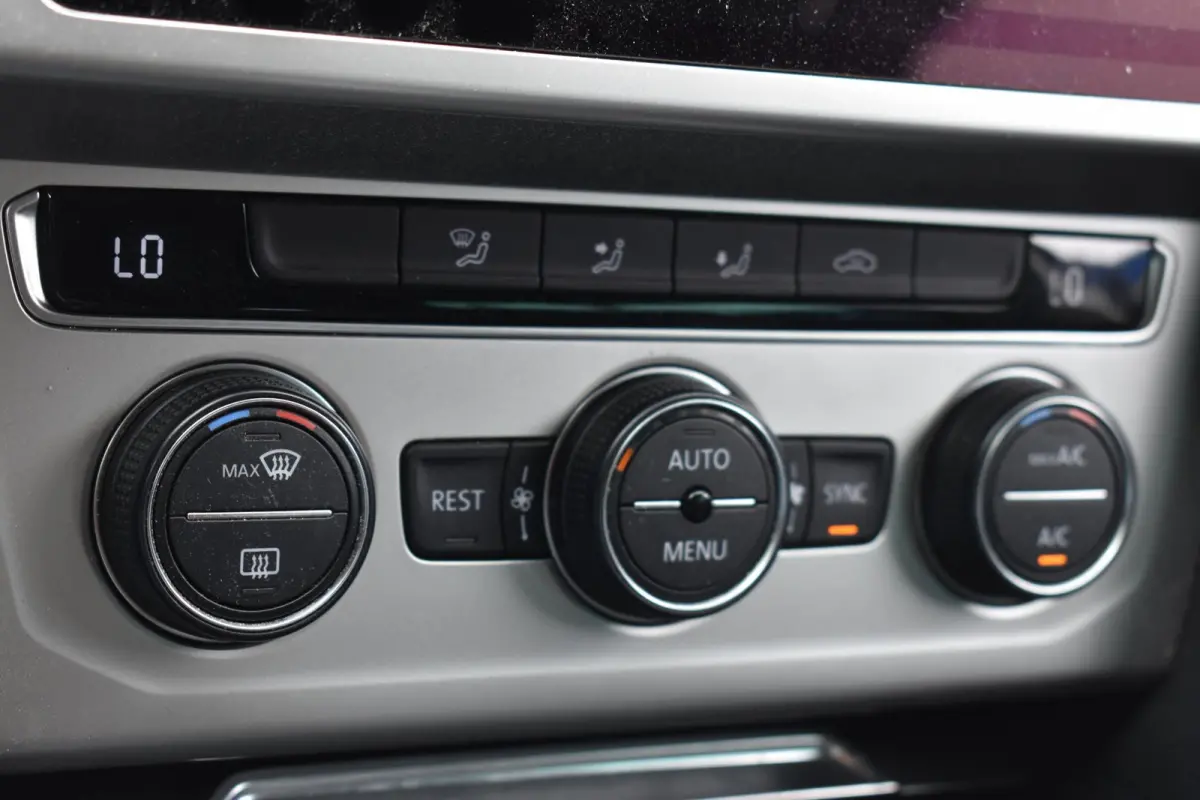 1.4 TSI Comfortline Business Automaat | Navigatie | Trekhaak | Whatsapp 06-53188999