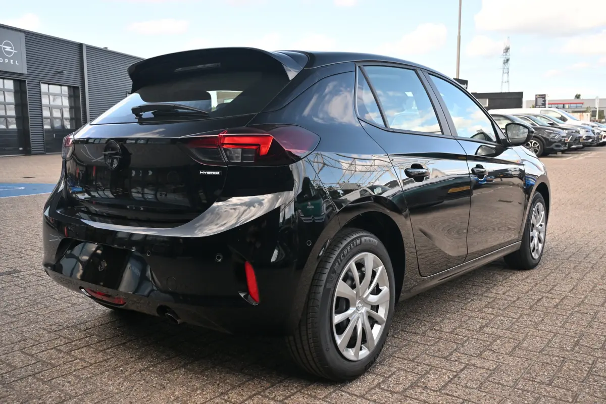 Edition 110pk Hybrid | Achteruitrijcamera | Navigatie By App | Cruise Control | Airco | !!