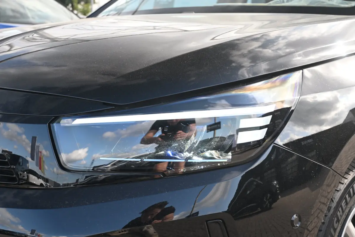 Edition 110pk Hybrid | Achteruitrijcamera | Navigatie By App | Cruise Control | Airco | !!