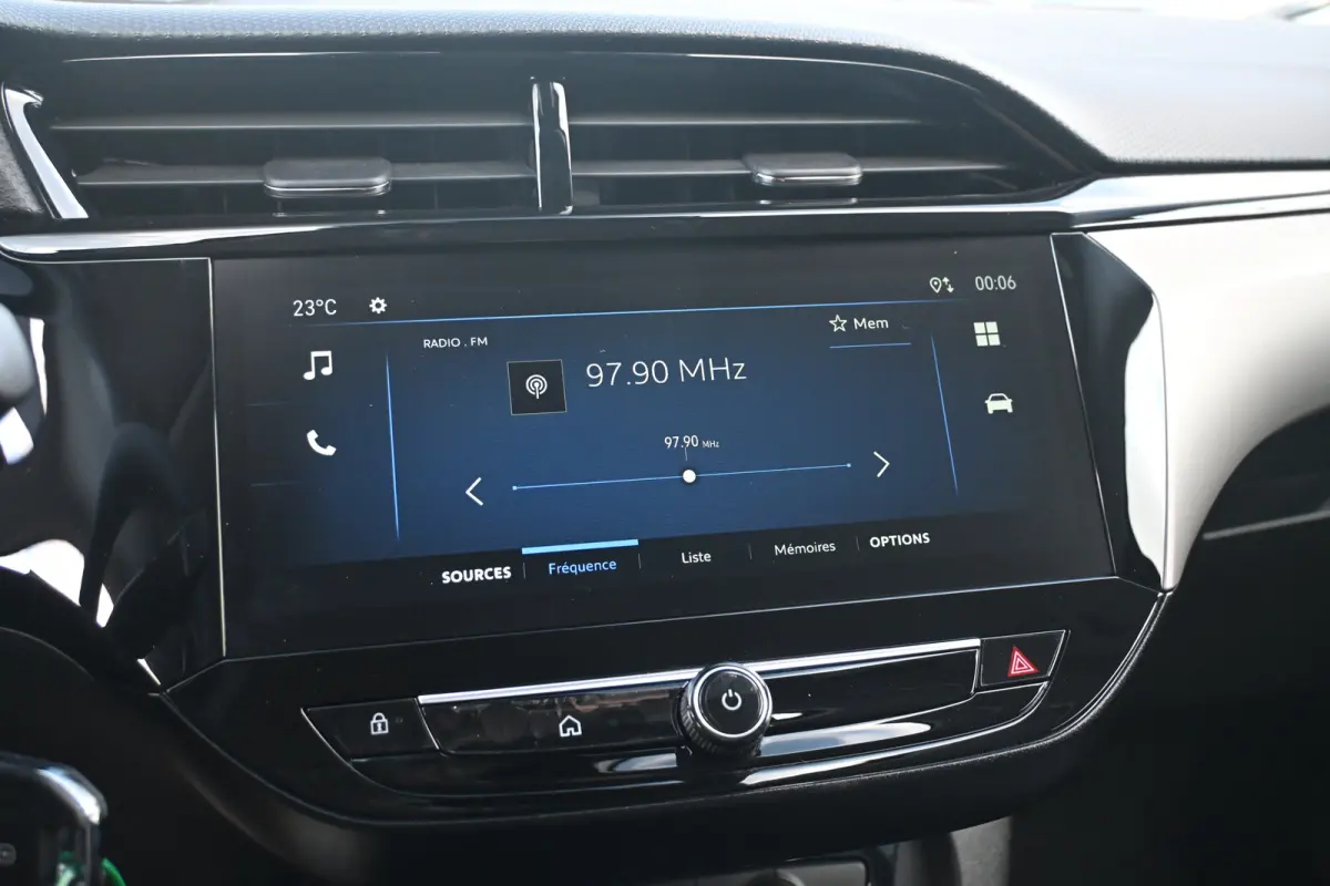 Edition 110pk Hybrid | Achteruitrijcamera | Navigatie By App | Cruise Control | Airco | !!
