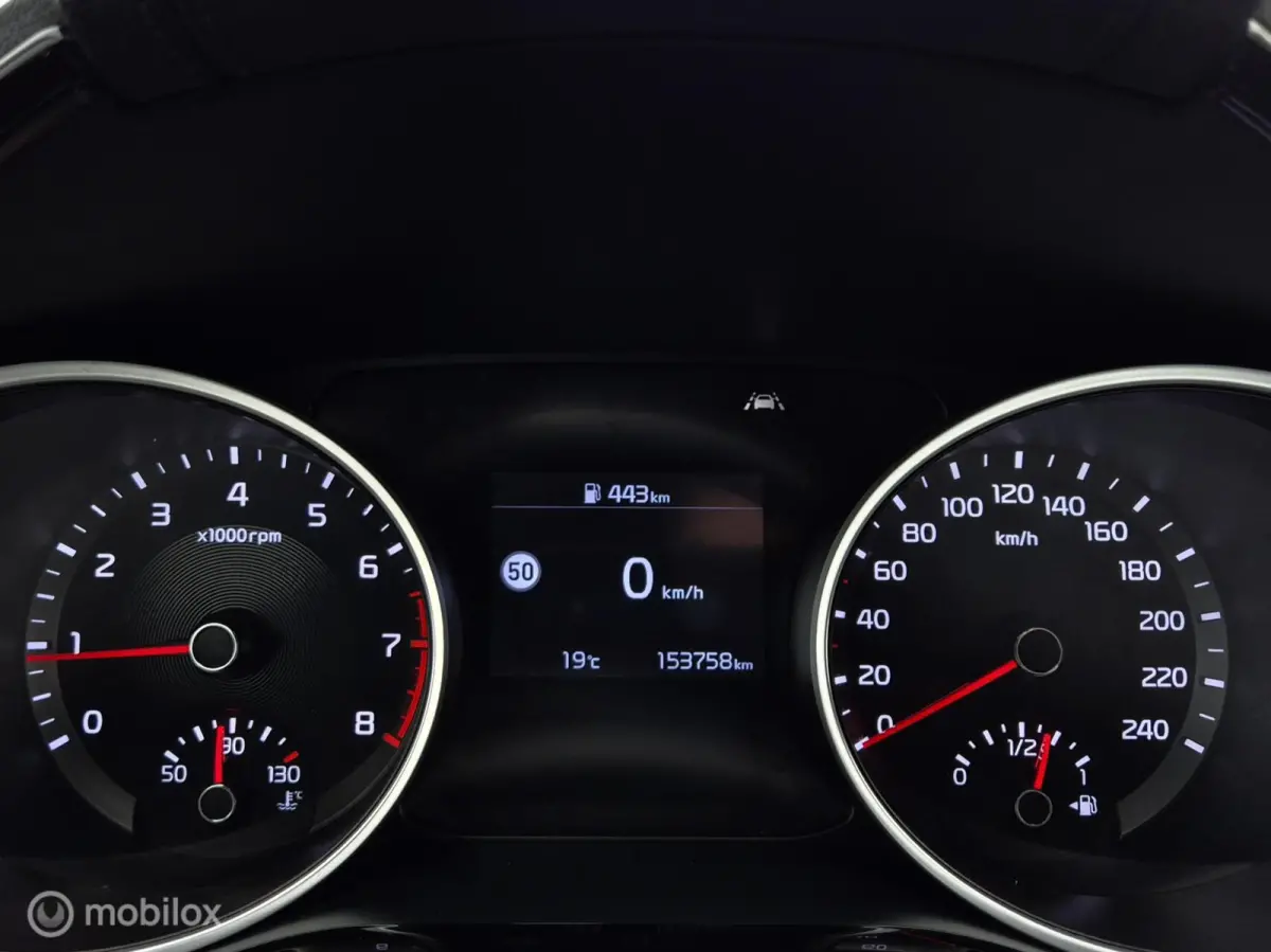1.0 T-GDI DYNAMICPLUSLINE/CAMERA/KEYLESS/STOEL-STUURVERW/HALF-LEDER/16''LMV/CARPLAY/NAVI
