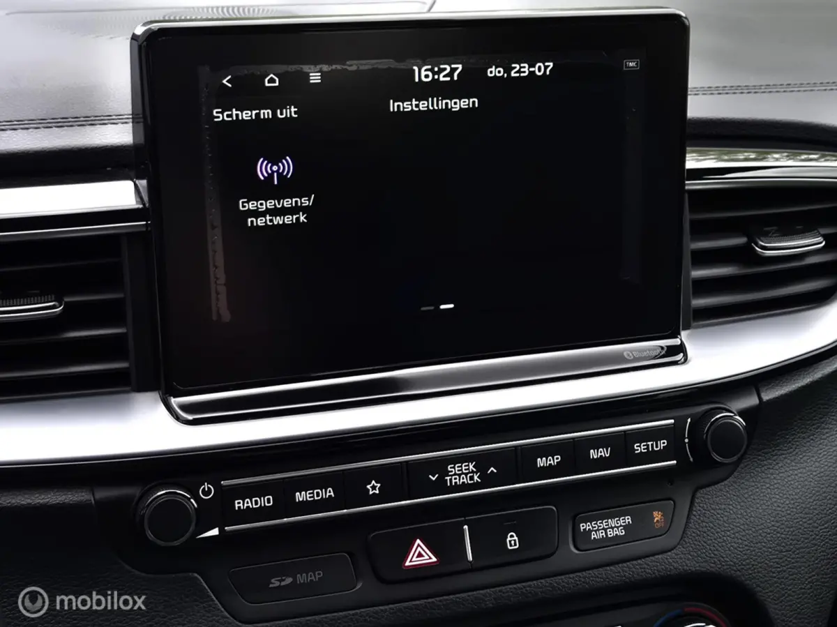 1.0 T-GDI DYNAMICPLUSLINE/CAMERA/KEYLESS/STOEL-STUURVERW/HALF-LEDER/16''LMV/CARPLAY/NAVI