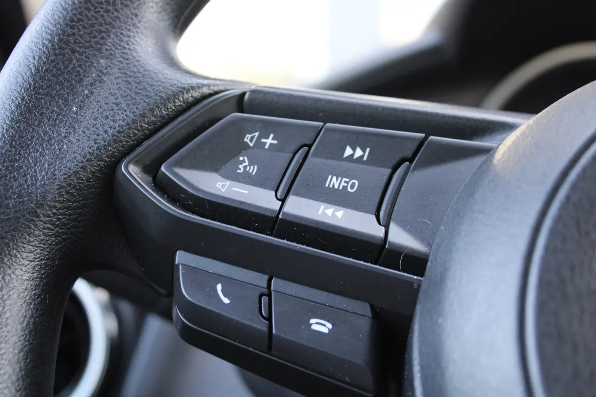 1.5 e-SkyActiv-G 75pk Prime-Line | Navi | Apple Carplay/Android Auto|telefoonintegratie premium | Cruise control | Keyless start