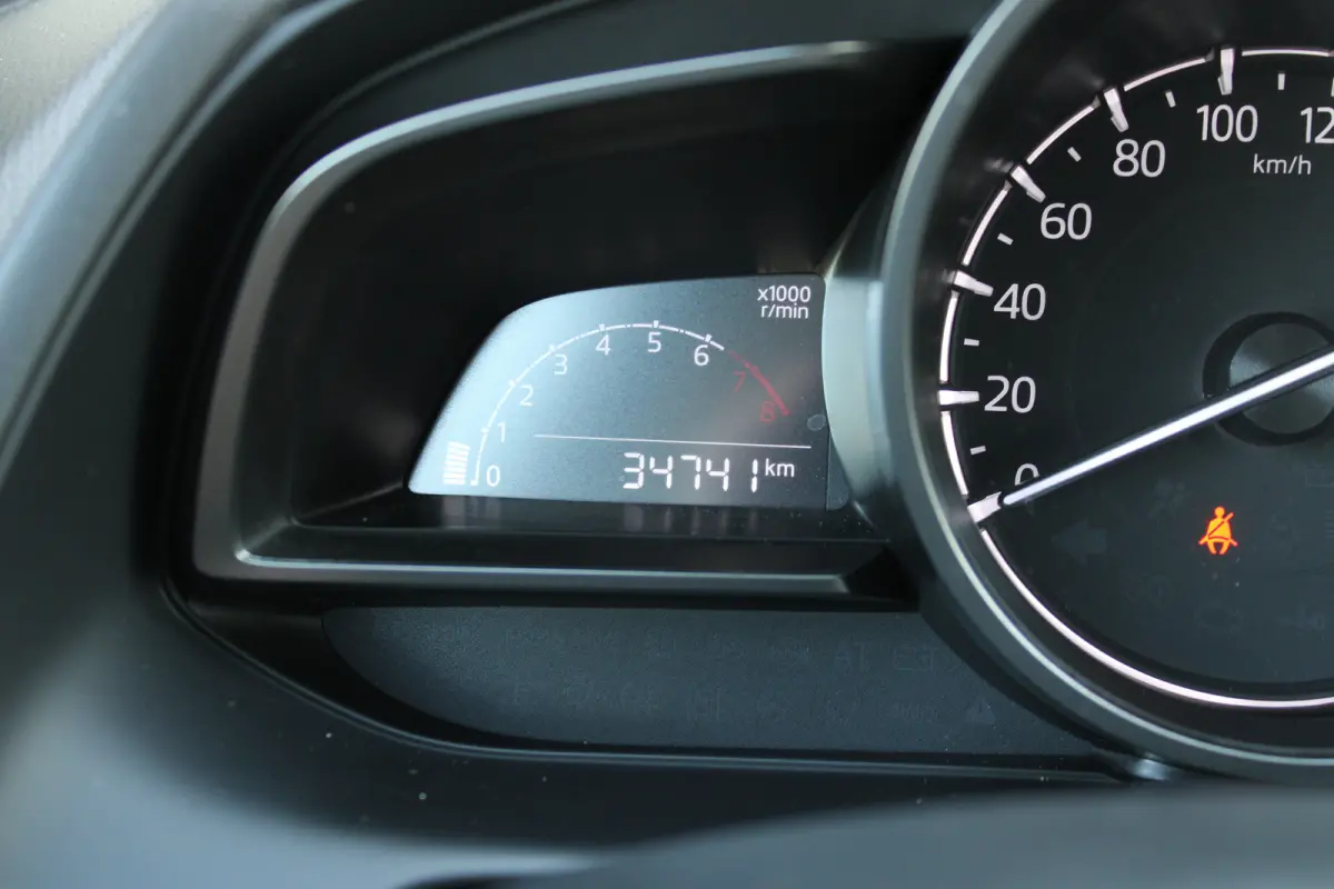 1.5 e-SkyActiv-G 75pk Prime-Line | Navi | Apple Carplay/Android Auto|telefoonintegratie premium | Cruise control | Keyless start