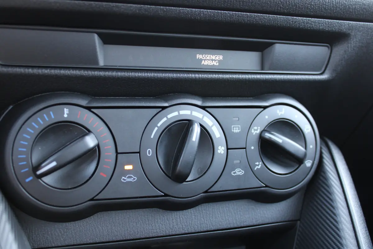 1.5 e-SkyActiv-G 75pk Prime-Line | Navi | Apple Carplay/Android Auto|telefoonintegratie premium | Cruise control | Keyless start