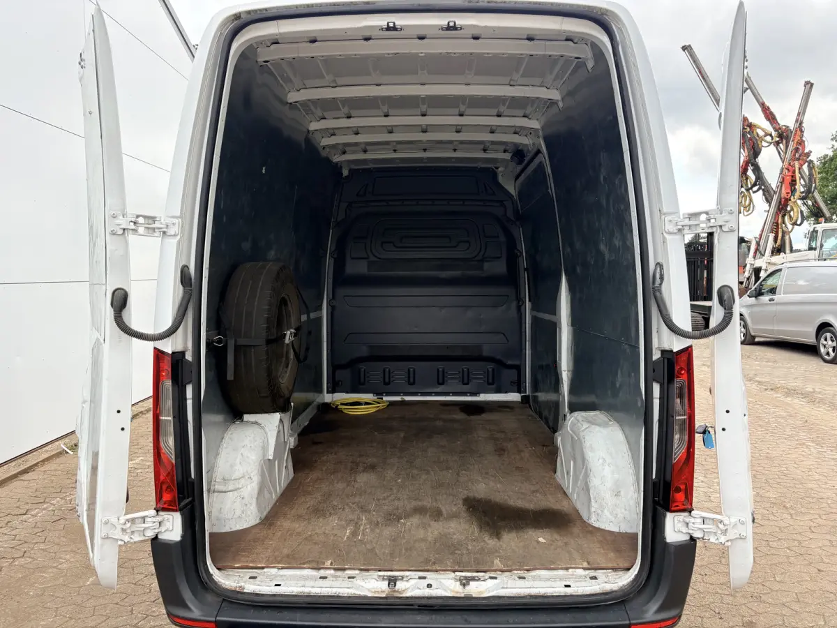 eSprinter 312 55kWh L2H2 Elektrisch 168km WLTP 93,7% (SOH) 80kw Snelladen Climate Control Camera