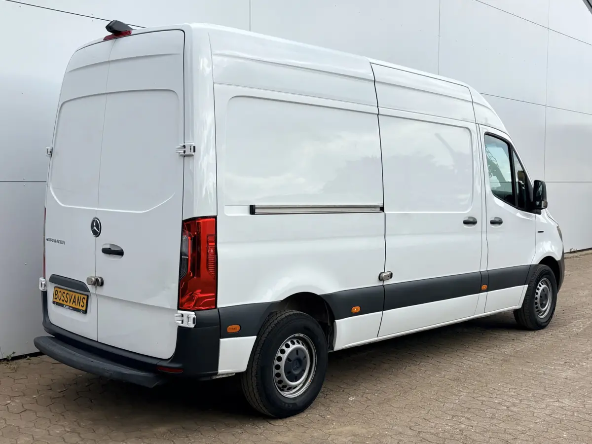 eSprinter 312 55kWh L2H2 Elektrisch 168km WLTP 93,7% (SOH) 80kw Snelladen Climate Control Camera