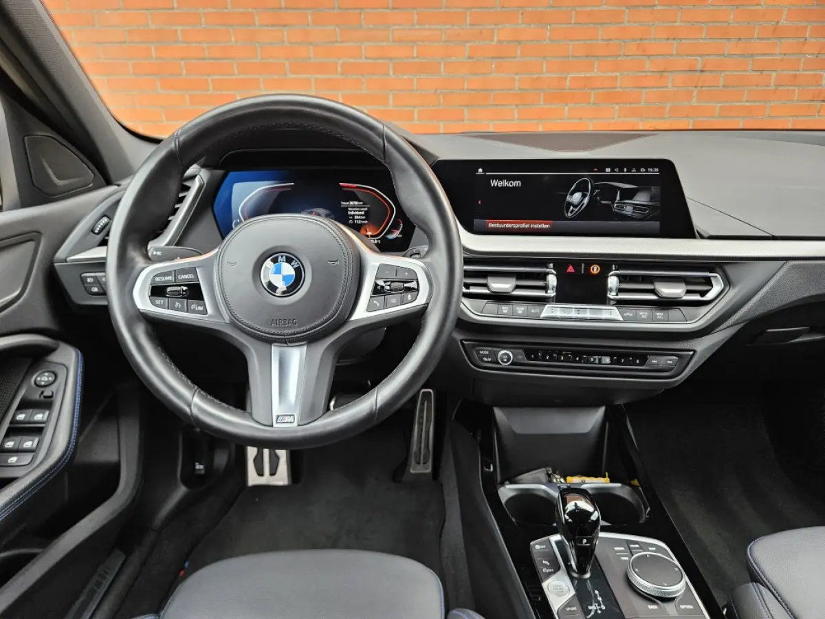 120i M-Sport Automaat Sportpack Carplay Camera