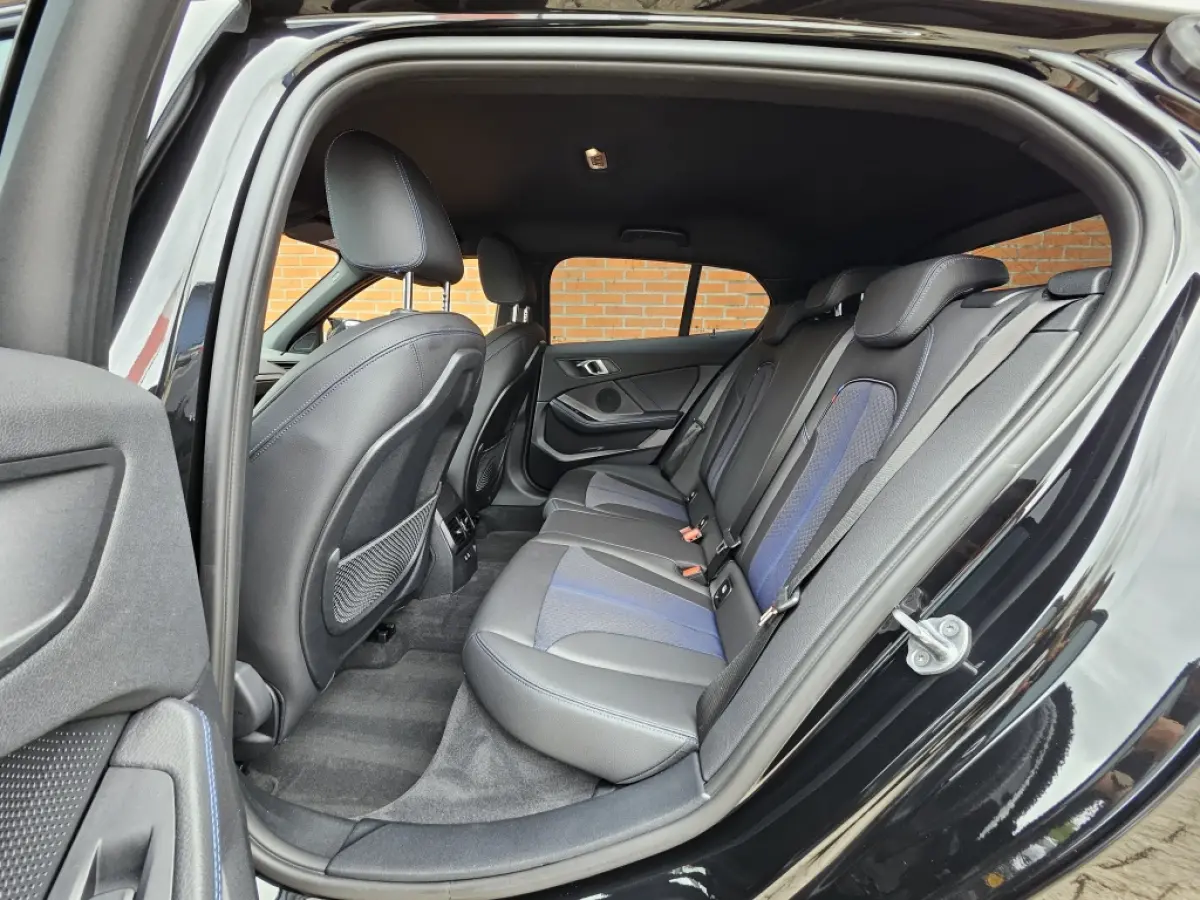 120i M-Sport Automaat Sportpack Carplay Camera