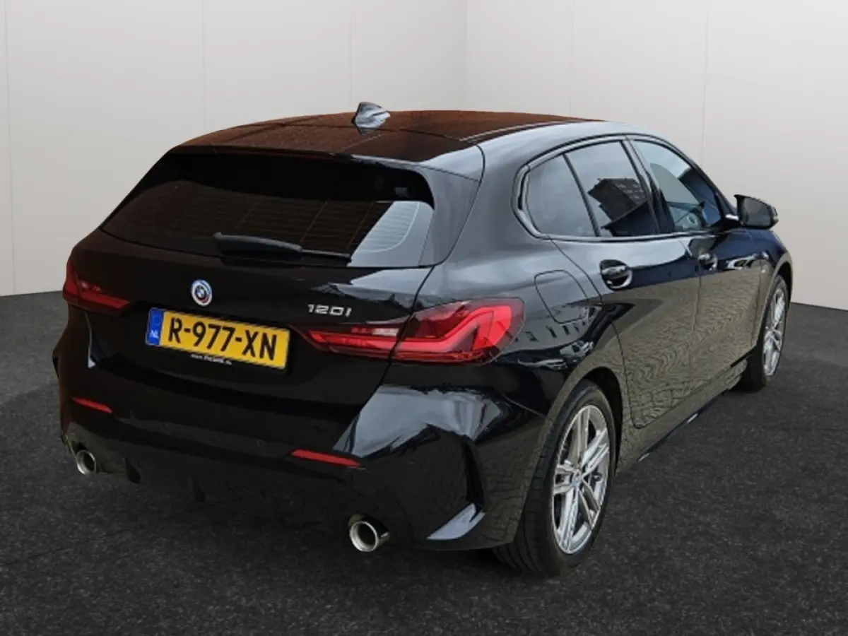 120i M-Sport Automaat Sportpack Carplay Camera