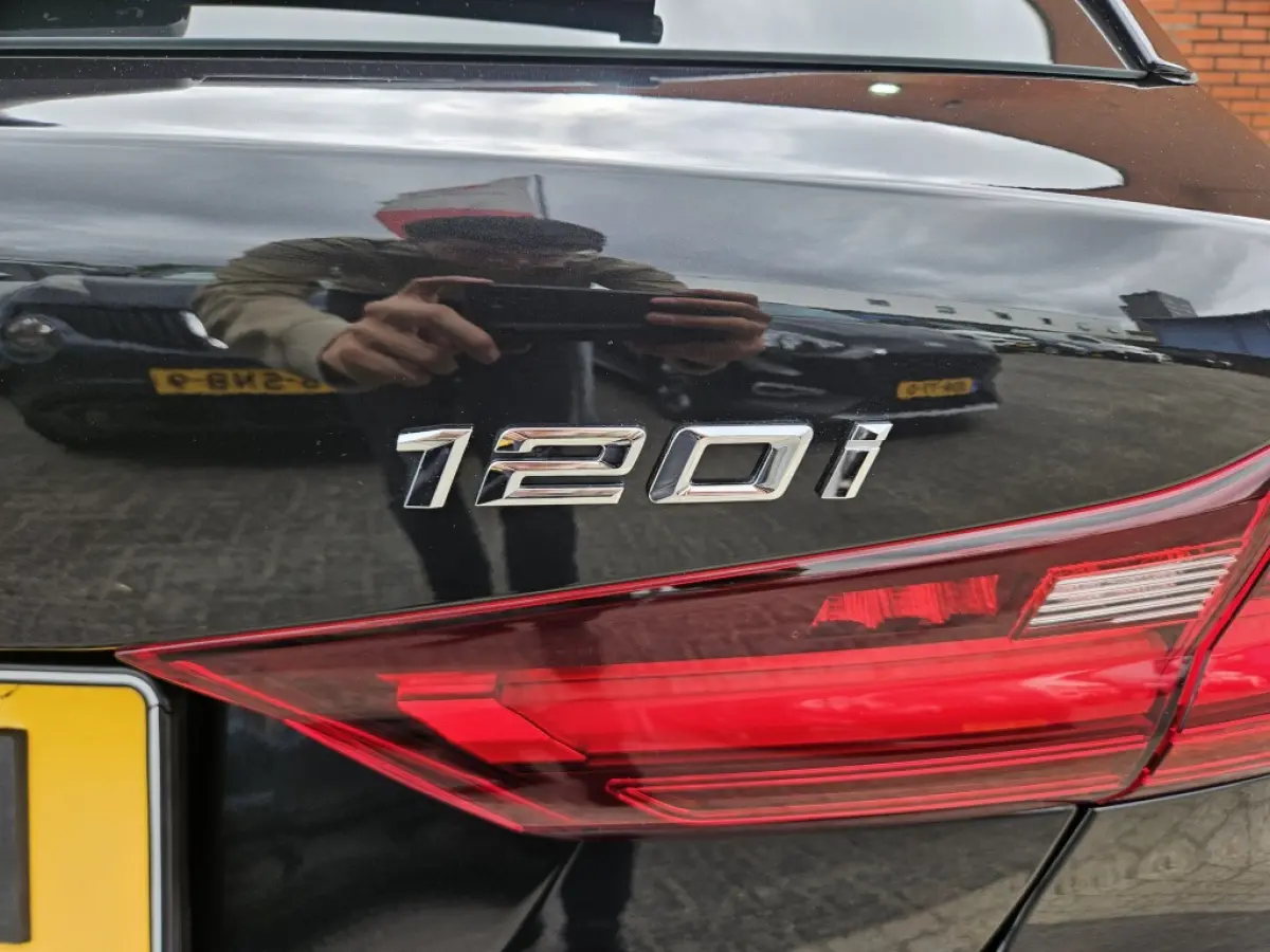 120i M-Sport Automaat Sportpack Carplay Camera