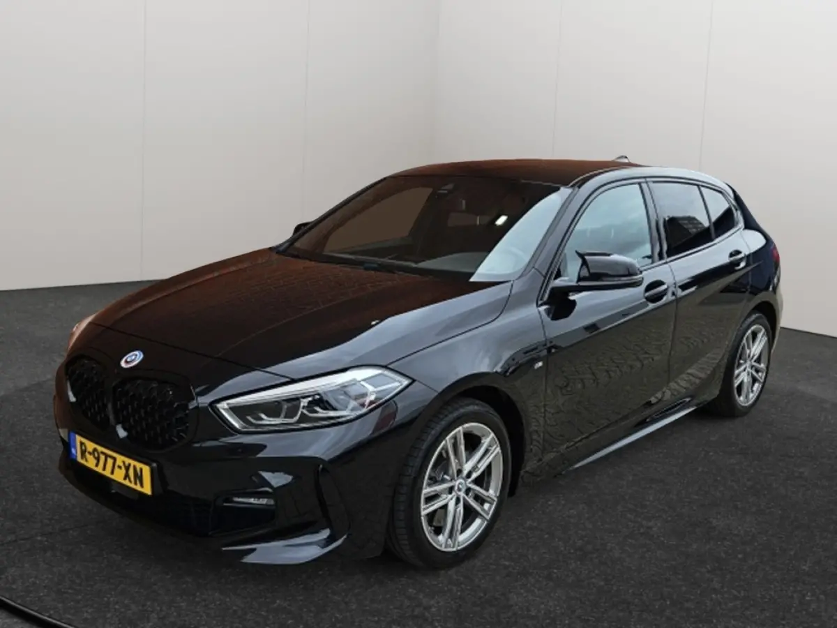 120i M-Sport Automaat Sportpack Carplay Camera