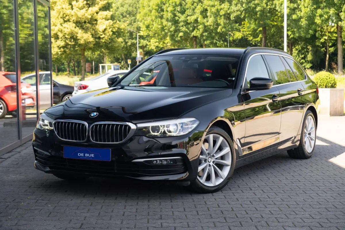 520i High Executive|Automaat|2e Eig|Leder|M-Sport|Camera|Volledig Onderhouden