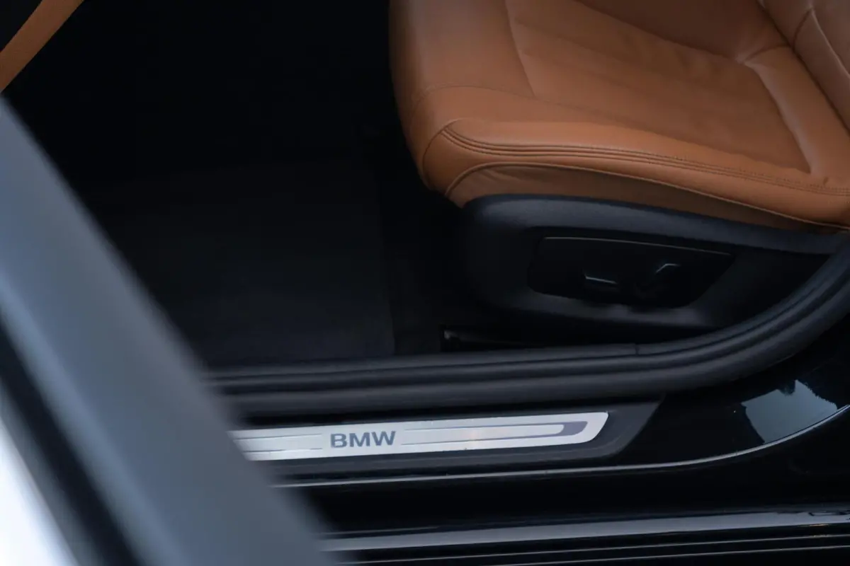 520i High Executive|Automaat|2e Eig|Leder|M-Sport|Camera|Volledig Onderhouden
