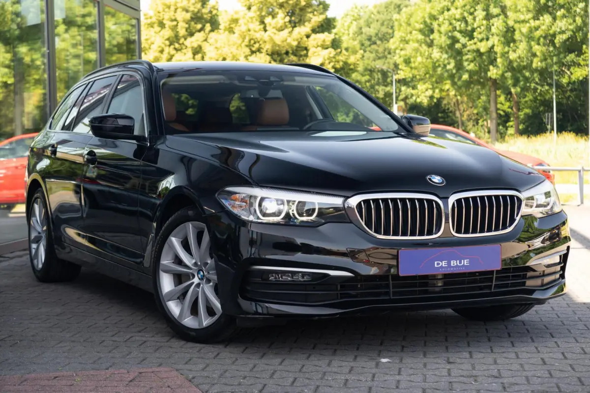 520i High Executive|Automaat|2e Eig|Leder|M-Sport|Camera|Volledig Onderhouden