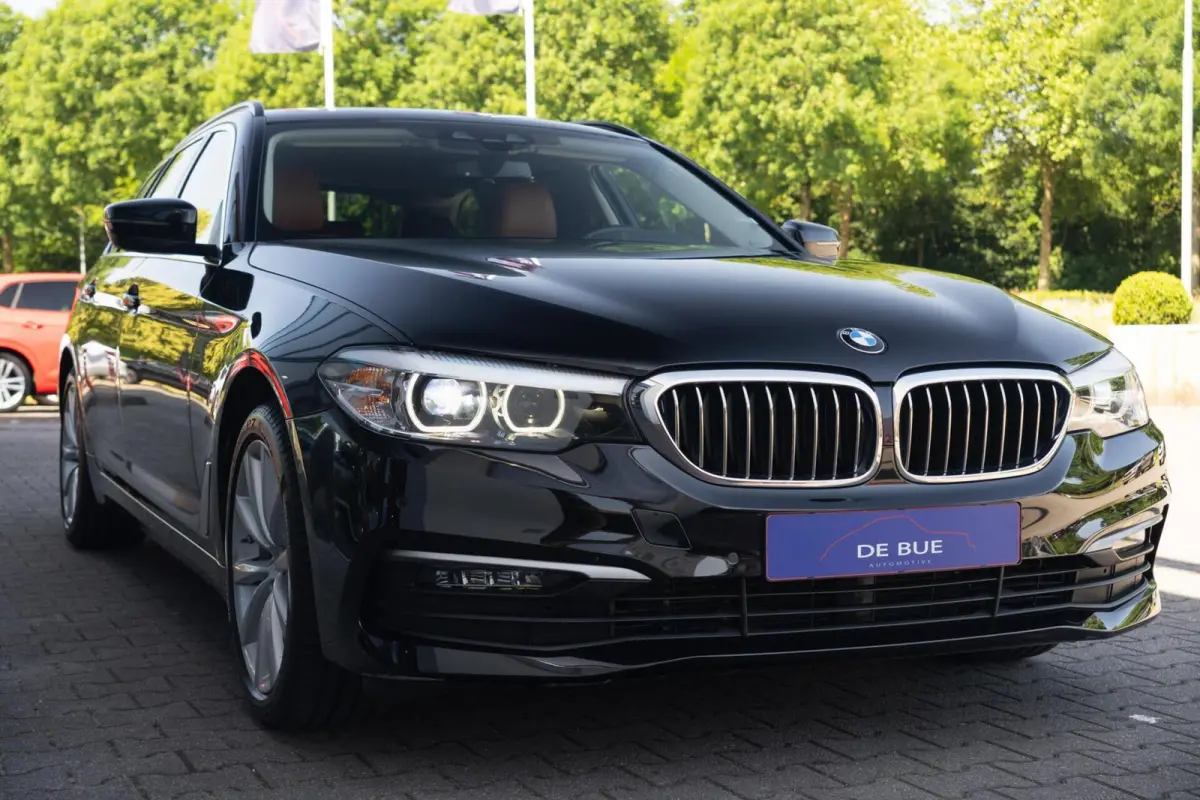520i High Executive|Automaat|2e Eig|Leder|M-Sport|Camera|Volledig Onderhouden