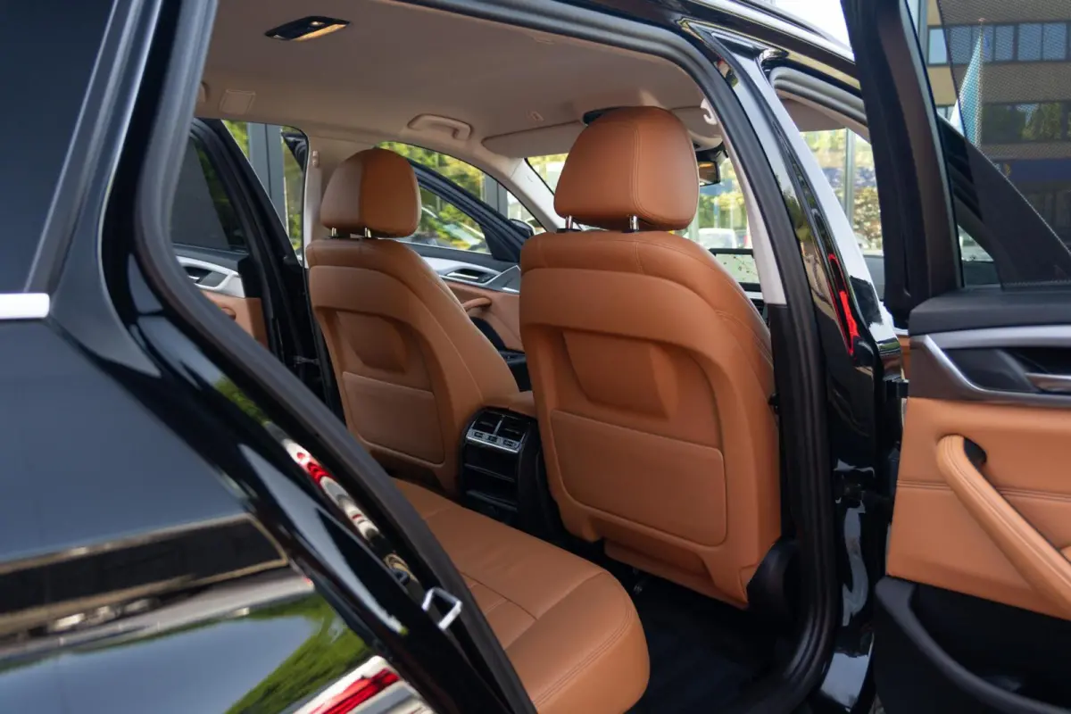 520i High Executive|Automaat|2e Eig|Leder|M-Sport|Camera|Volledig Onderhouden