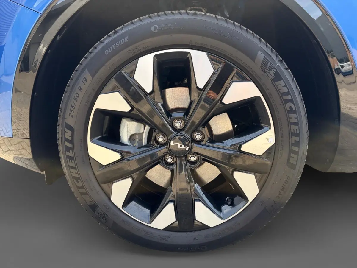 1.6 T-GDi Plug-in Hybrid AWD DynamicLine Luxury | Stoel- en stuurverwarming | Elektrisch verstelbare voorstoelen | Stoelverwarming achter | Achteruitrijcamera | Parkeersensoren voor- en acht