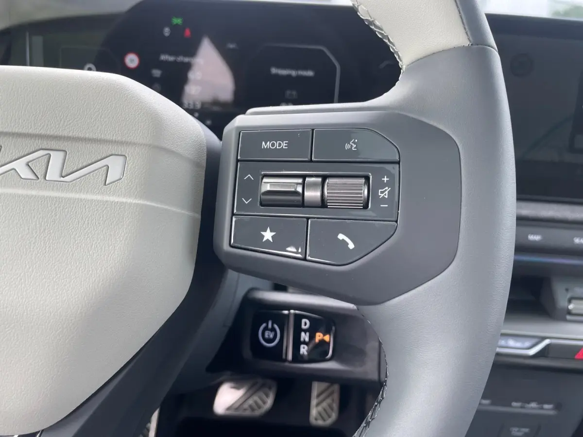 GT-Line 61 kWh | Nieuw model | Nu te bestellen| 413 km actieradius | GT-Line interieur |  | Nu met €3.000,- Inruilpremie
