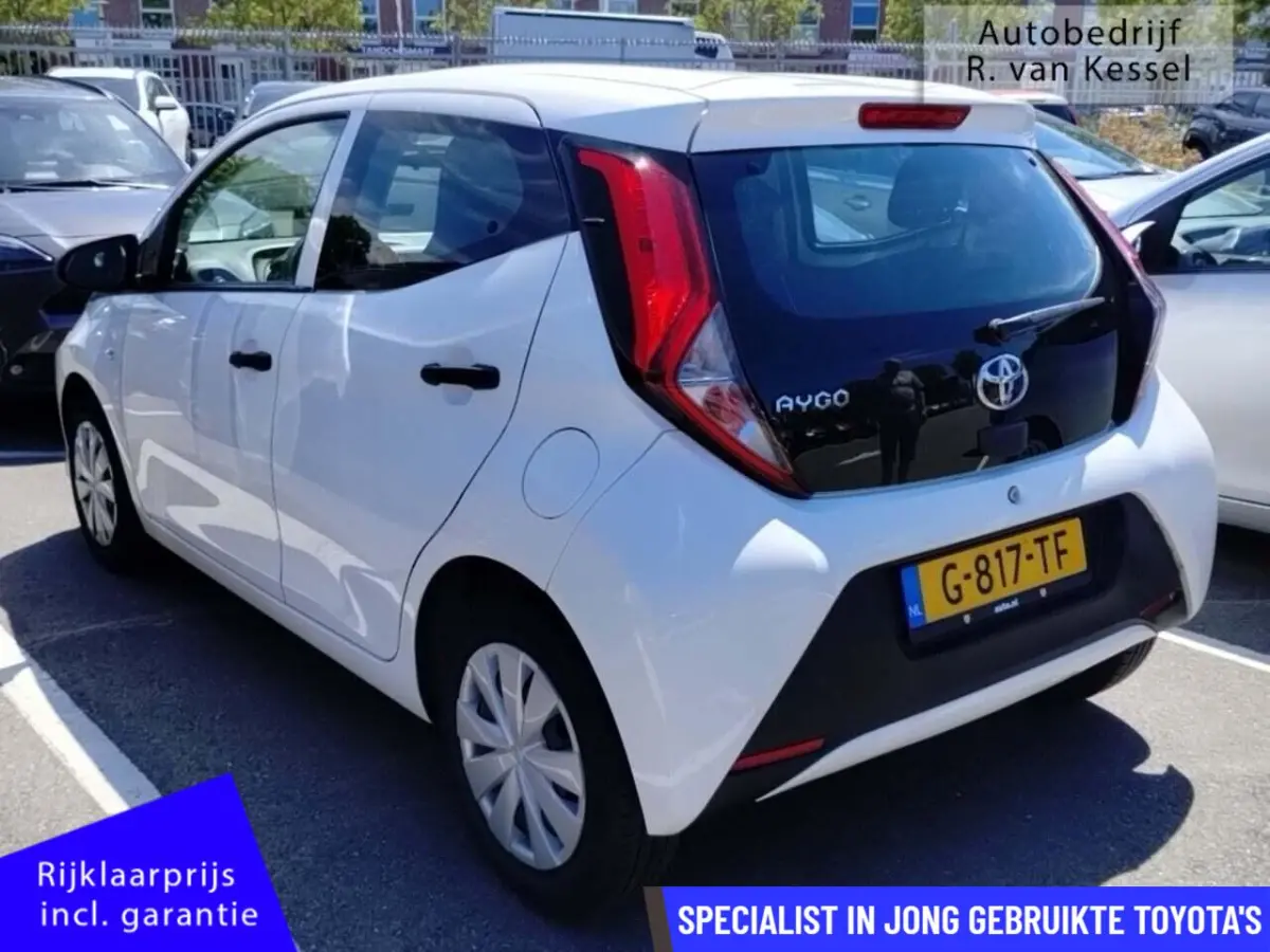 1.0 VVT-i x I Dealer onderhouden I NL-auto