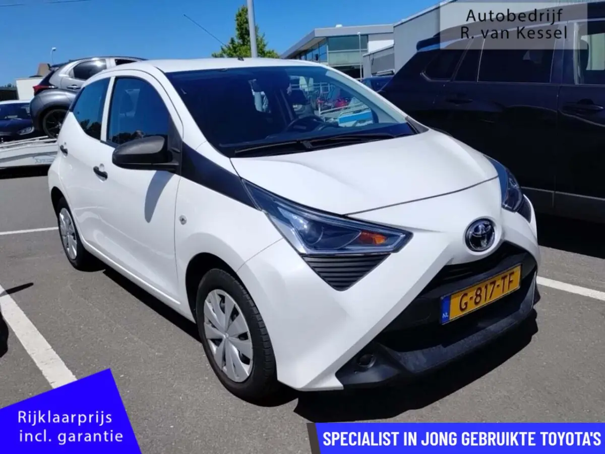 1.0 VVT-i x I Dealer onderhouden I NL-auto