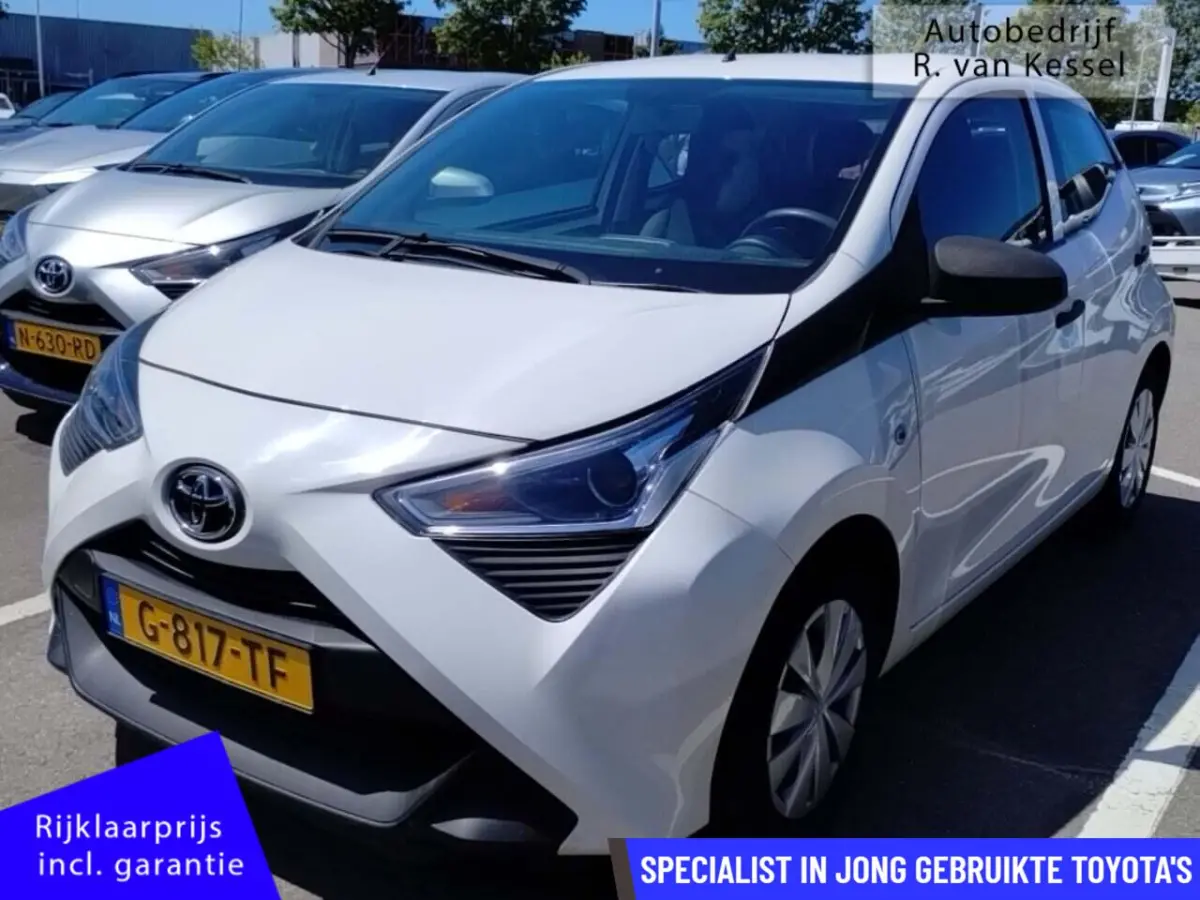 1.0 VVT-i x I Dealer onderhouden I NL-auto