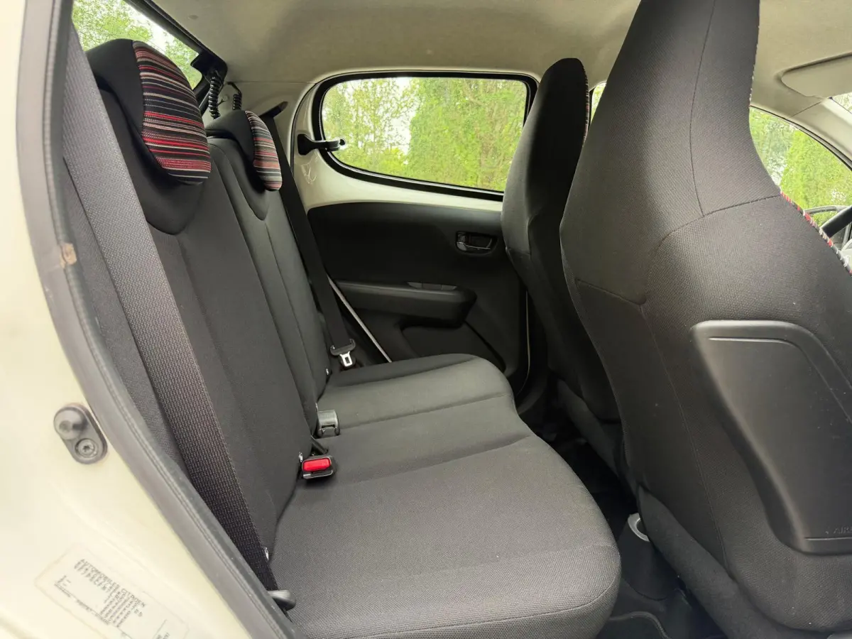 1.0VTi Shine 5Drs | Carplay | Camera | NAP! | DAB