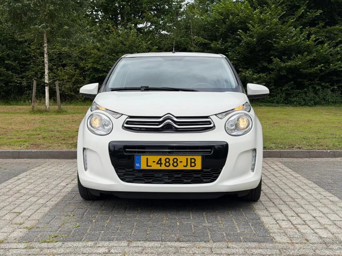 1.0VTi Shine 5Drs | Carplay | Camera | NAP! | DAB