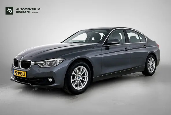 318i Executive (NAVIGATIE, LED, PDC, CLIMA, STUURBEDIENING, MULTIMEDIA)
