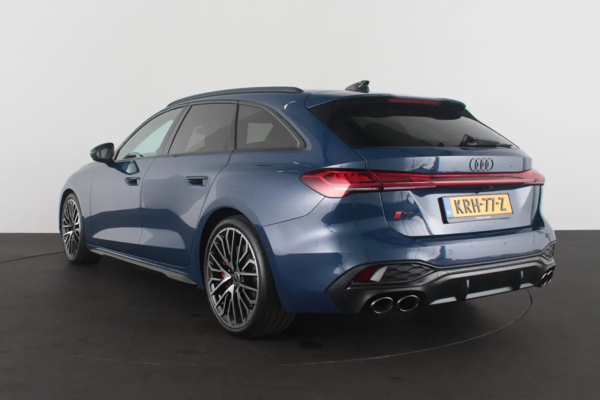 3.0 TFSI S5 quattro 50 year edition > 367pk/Pano./B&O/Trekhaak/Zwart optiek