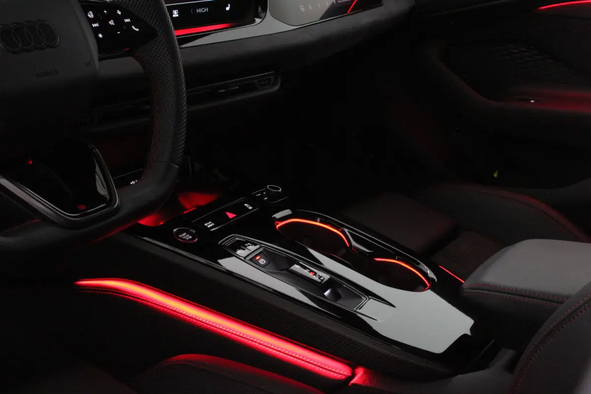 3.0 TFSI S5 quattro 50 year edition > 367pk/Pano./B&O/Trekhaak/Zwart optiek