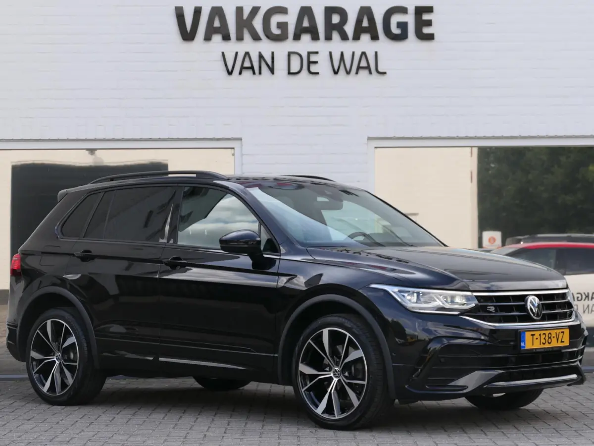 1.4 TSI eHybrid R-Line Business+ | Leder | Panoramadak | Memory | Trekhaak | Head-up display | Discover Pro | Elektrische achterklep | Apple-/Android Carplay | ACC | Dodehoek detectie | Stoe