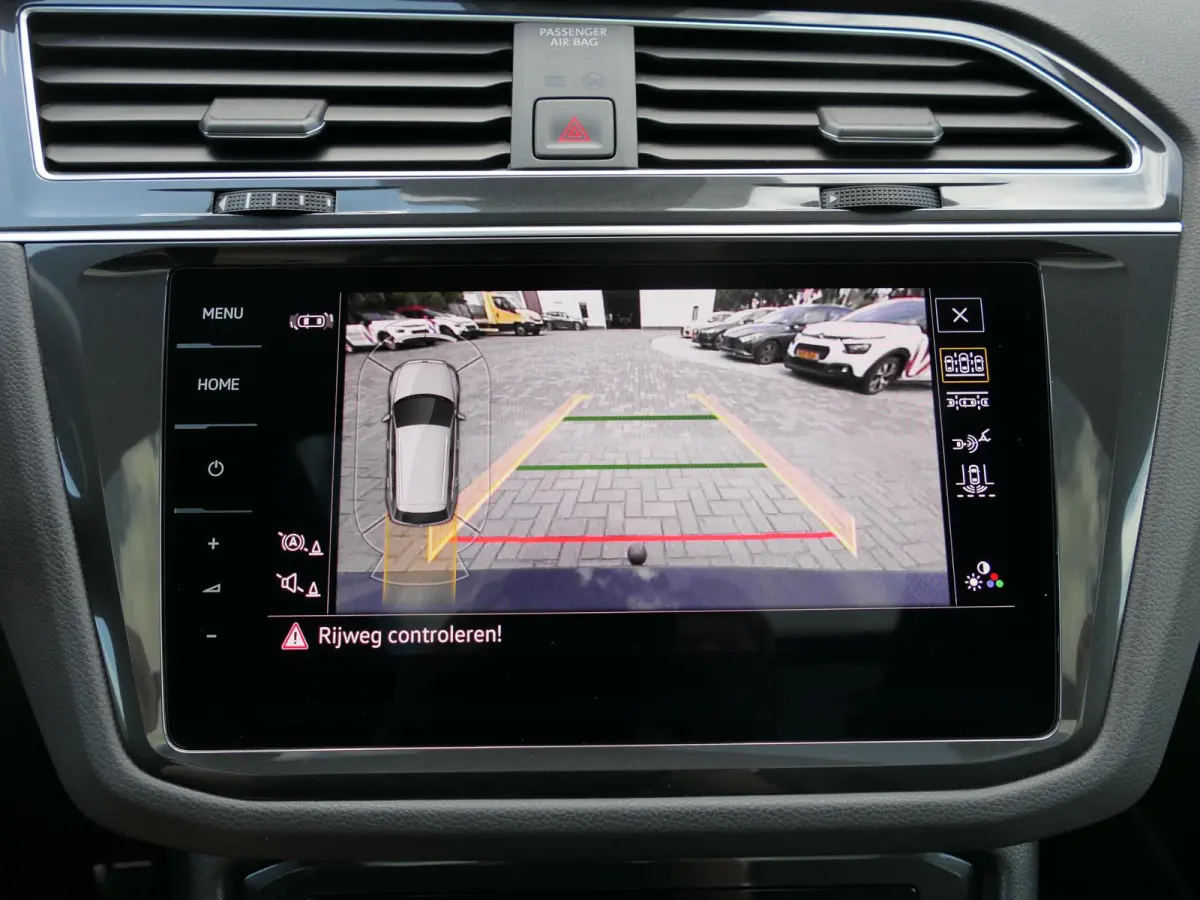 1.4 TSI eHybrid R-Line Business+ | Leder | Panoramadak | Memory | Trekhaak | Head-up display | Discover Pro | Elektrische achterklep | Apple-/Android Carplay | ACC | Dodehoek detectie | Stoe