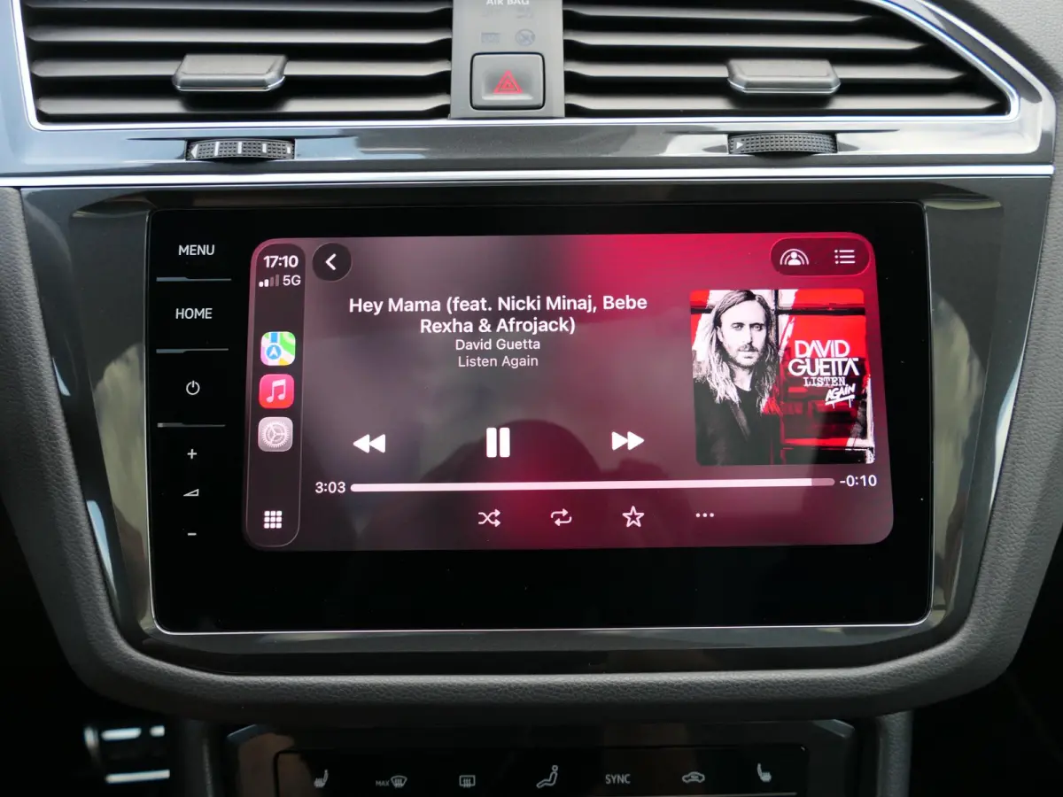 1.4 TSI eHybrid R-Line Business+ | Leder | Panoramadak | Memory | Trekhaak | Head-up display | Discover Pro | Elektrische achterklep | Apple-/Android Carplay | ACC | Dodehoek detectie | Stoe