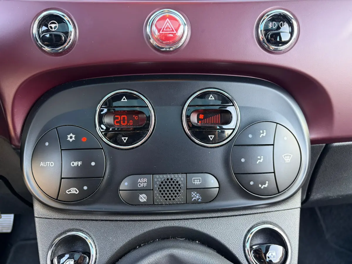 1.0 Hybrid Launch Edition|Rijklaarprijs|Pano dak|CarPlay|Sensoren|Lichtmetaal|