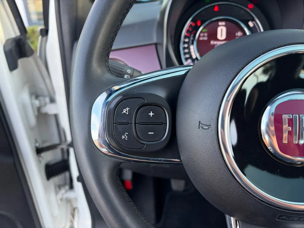1.0 Hybrid Launch Edition|Rijklaarprijs|Pano dak|CarPlay|Sensoren|Lichtmetaal|