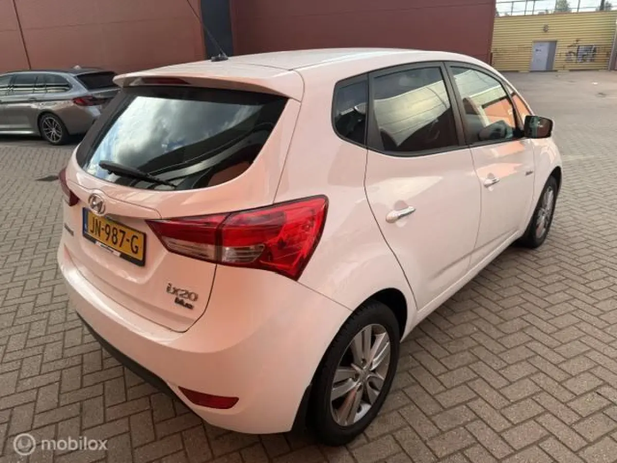 1.4i Go! KM NAP-APK 03-2027-AIRCO-NAVI-