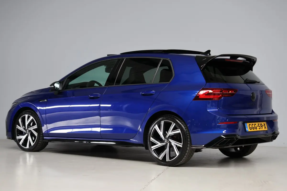1.5 eTSI R-Line | panoramadak | camera | adap. cruise | dodehoek detectie | camera | keyless | sfeerverlichting