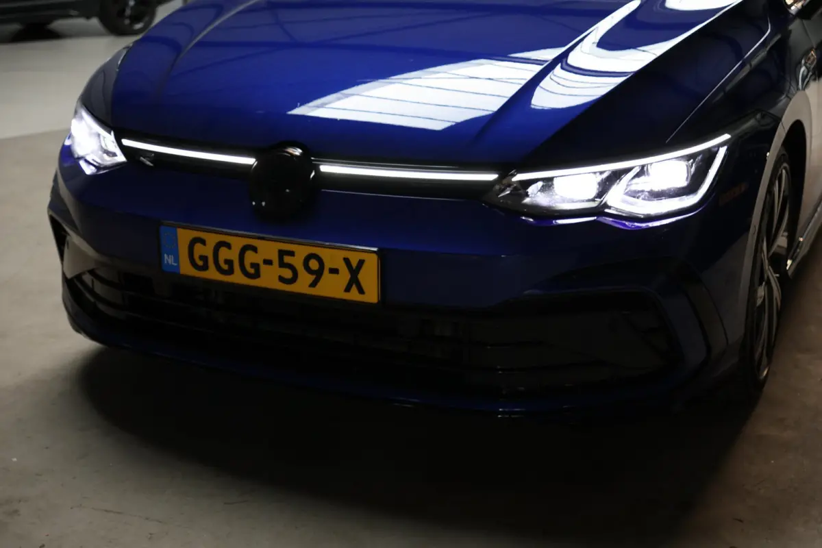1.5 eTSI R-Line | panoramadak | camera | adap. cruise | dodehoek detectie | camera | keyless | sfeerverlichting