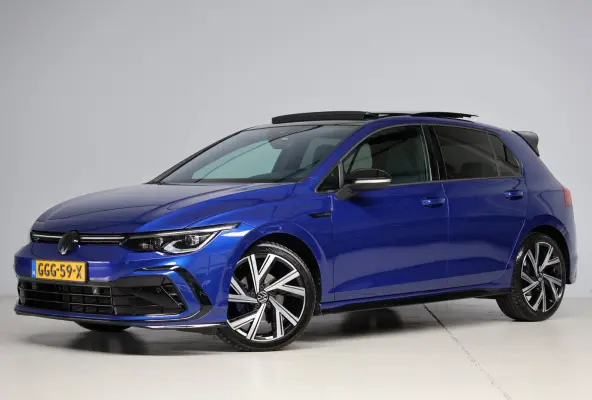 1.5 eTSI R-Line | panoramadak | camera | adap. cruise | dodehoek detectie | camera | keyless | sfeerverlichting