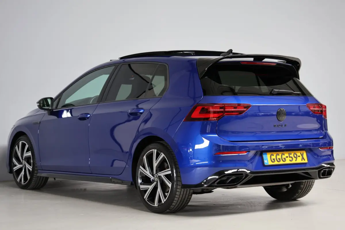 1.5 eTSI R-Line | panoramadak | camera | adap. cruise | dodehoek detectie | camera | keyless | sfeerverlichting