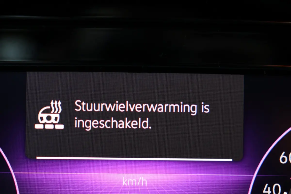 1.5 eTSI R-Line | panoramadak | camera | adap. cruise | dodehoek detectie | camera | keyless | sfeerverlichting