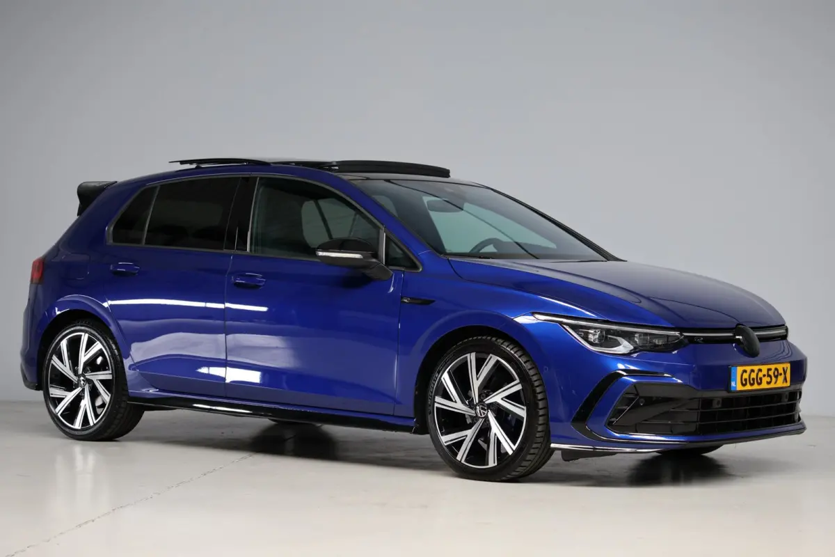 1.5 eTSI R-Line | panoramadak | camera | adap. cruise | dodehoek detectie | camera | keyless | sfeerverlichting
