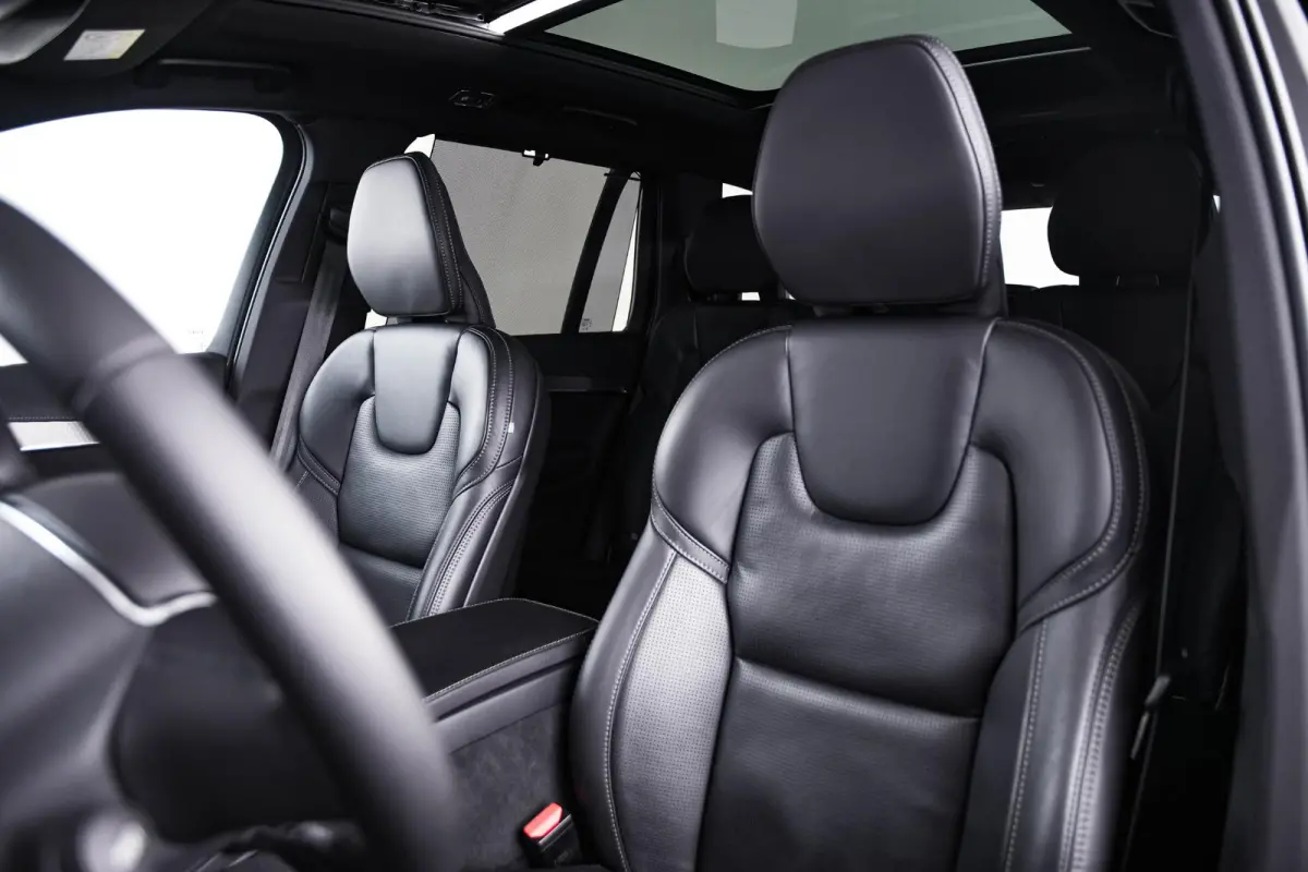 2.0 T8 Recharge AWD R-Design Panoramadak - Trekhaak - Head-up - Adaptive Cruise Control - Harman Kardon - Nappa leder