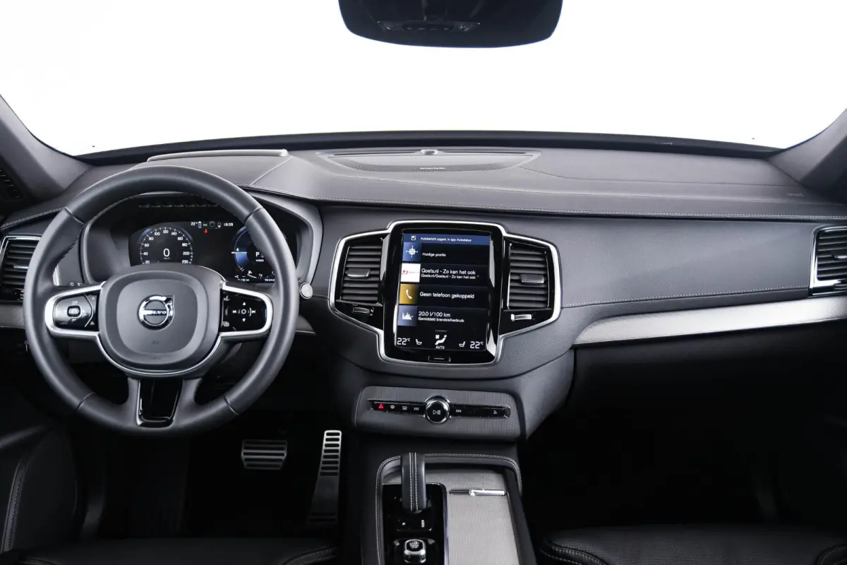 2.0 T8 Recharge AWD R-Design Panoramadak - Trekhaak - Head-up - Adaptive Cruise Control - Harman Kardon - Nappa leder