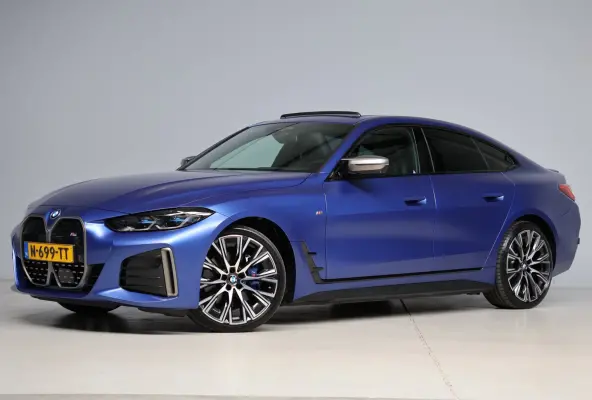M50 High Executive M-sport | schuifkanteldak | m-sport seats | individual frozen | adap. cruise | carbon | harmankardon