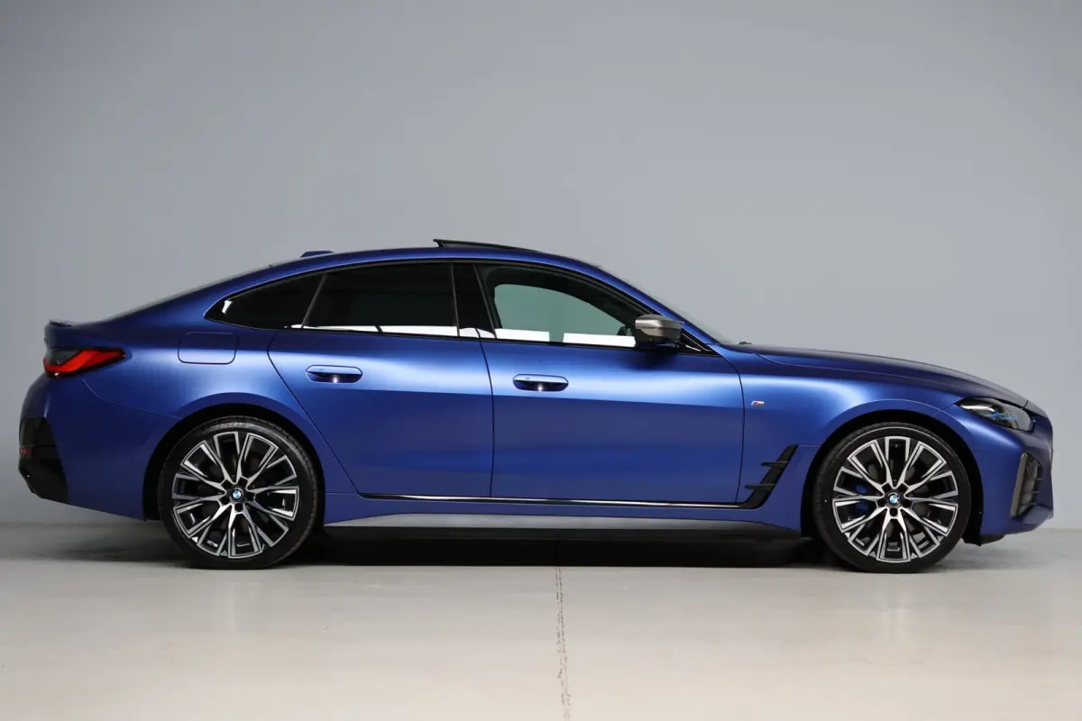 M50 High Executive M-sport | schuifkanteldak | m-sport seats | individual frozen | adap. cruise | carbon | harmankardon