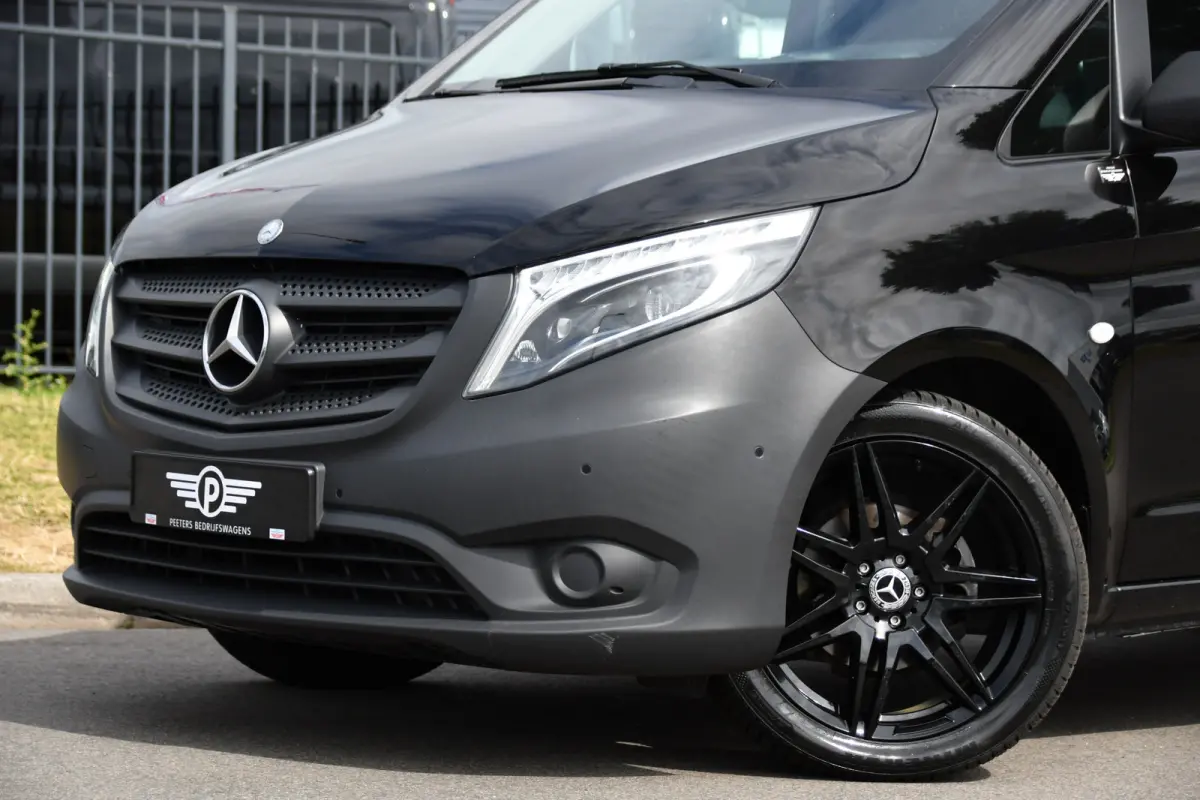 116 CDI L2 Black Edition Cruise, Carplay, LED, 164pk, Sensoren, Multimedia, Automaat, NAVI, Uniek!